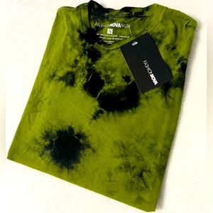 NEW Men fashion olive green T-shirt by FashionNova Men size Small
